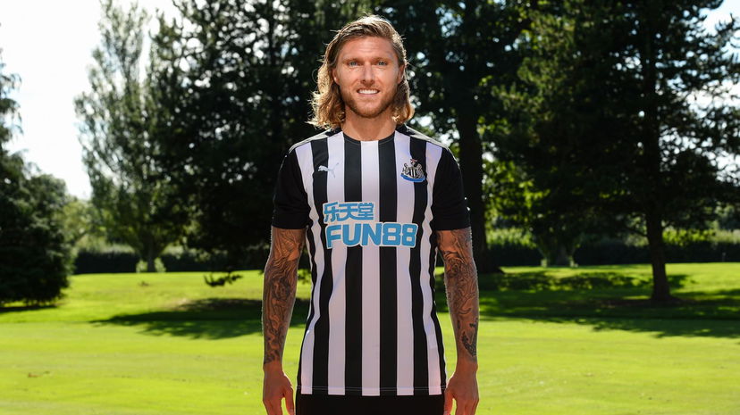 Ufficiale: Newcastle, Hendrick firma un quadriennale preview