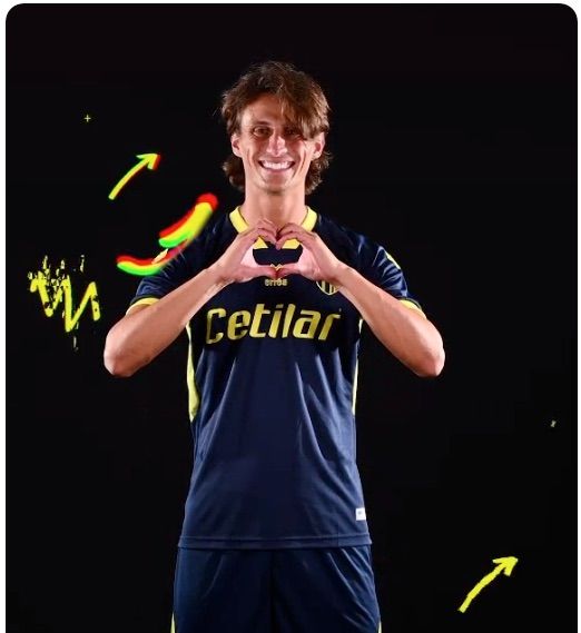 Parma, presentata la terza maglia per la nuova stagione preview