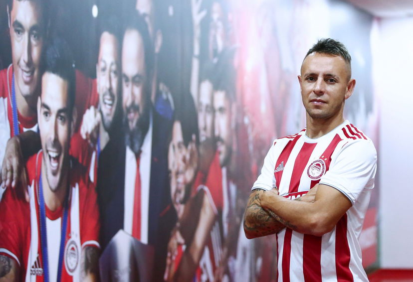 Ufficiale: Rafinha all’Olympiacos preview