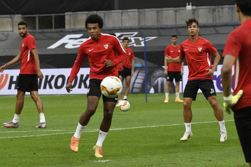 La Juventus applaude il Siviglia: “Congratulazioni” preview