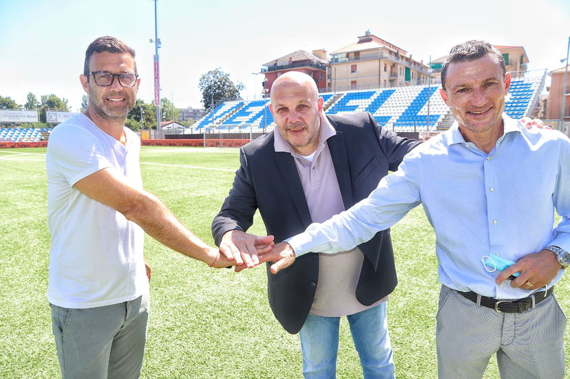 Tedino si presenta: “Dovremo lavorare sodo e sudare per la maglia” preview