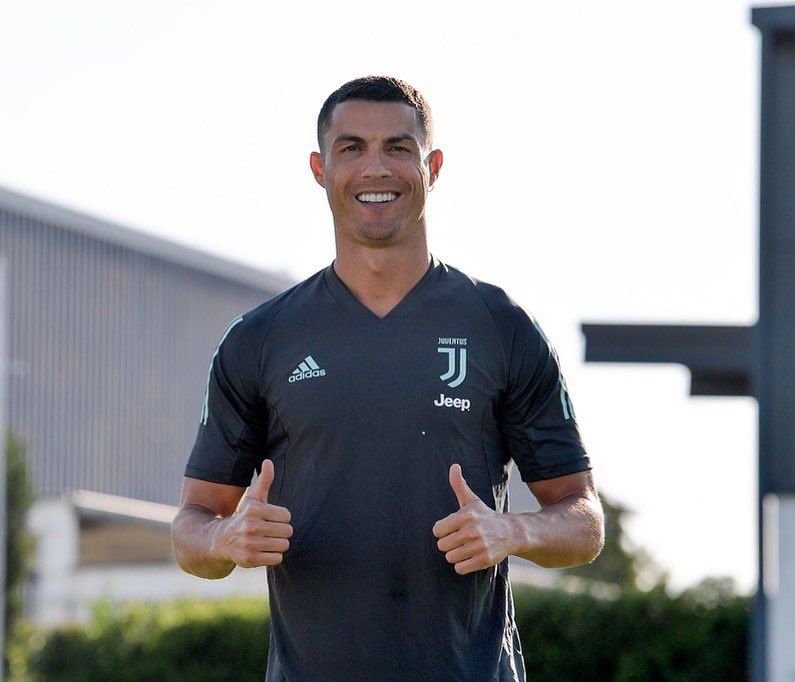 Nazionali, si fermano Ronaldo e De Vrij: l’interista rientra a Milano article-post