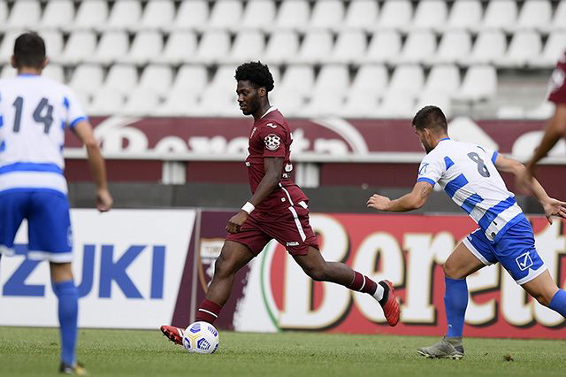 Ufficiale: il Torino cede Ola Aina al Fulham preview