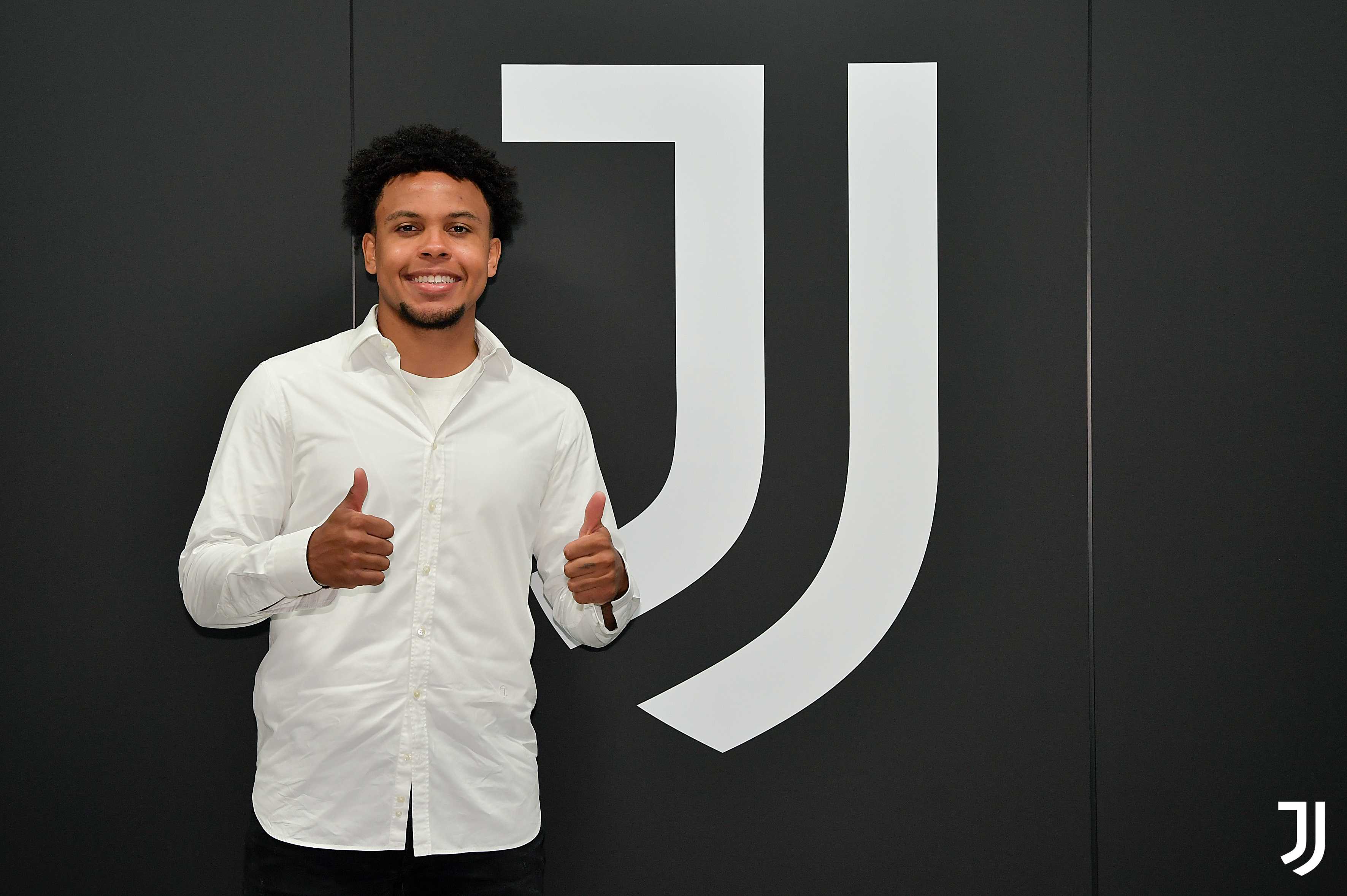 McKennie si presenta alla Juve: "Sono un mediano a tutto campo. Vorrei essere un esempio per i giovani americani"