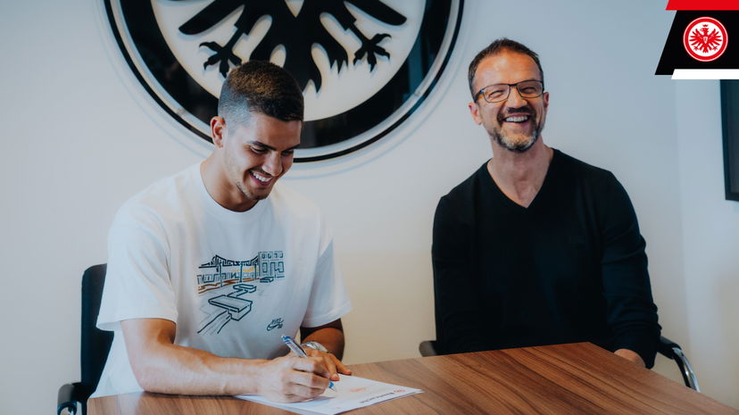 Bobic: “Siamo felici di avere André Silva fino al 2023. Ha ancora margine di miglioramento” preview