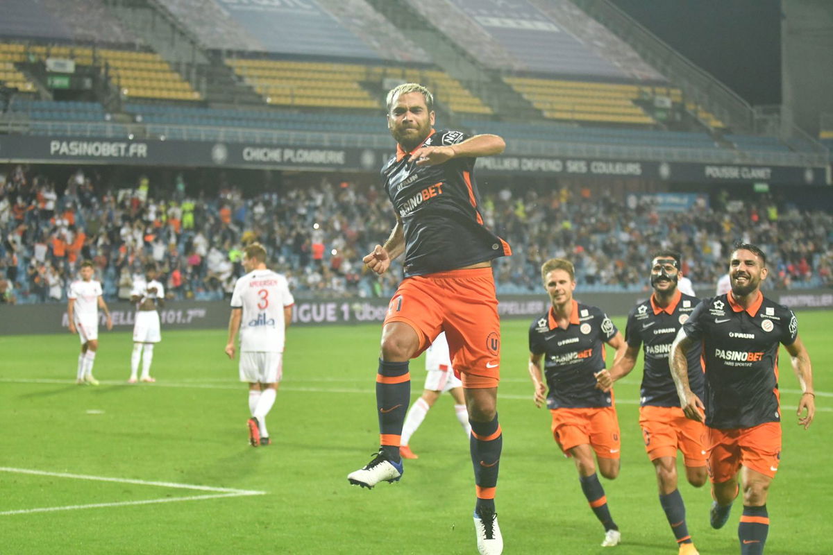 Il Lione cade sotto i colpi di Savanier: Depay non basta, vince il Montpellier 2-1 article-post