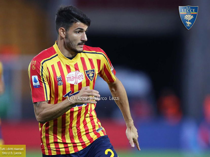 Ufficiale: il Catanzaro prende Riccardi in prestito dal Lecce preview