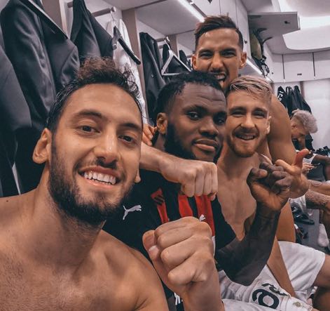 Calhanoglu entusiasta: «Il cielo di Milano è rossonero» preview