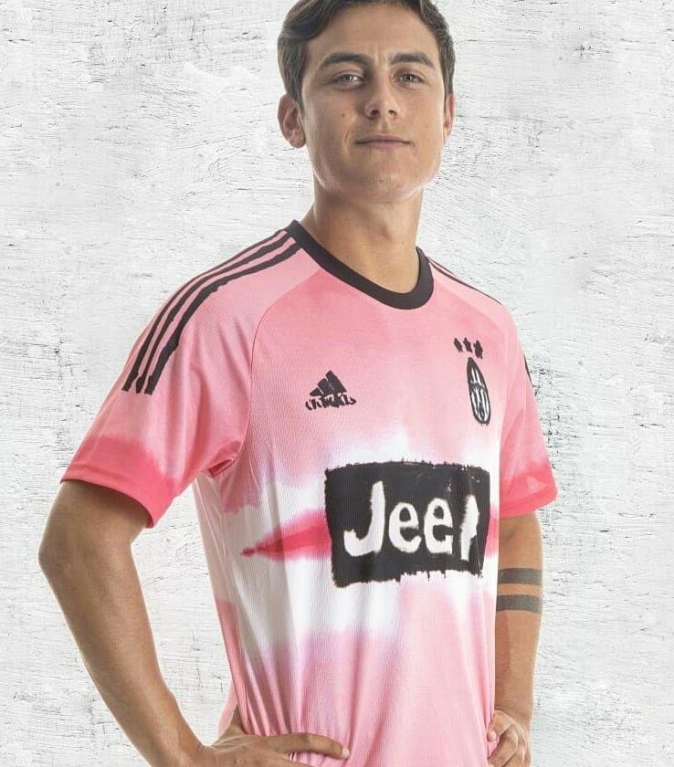 La Juve torna in rosa: ufficializzata la quarta maglia preview