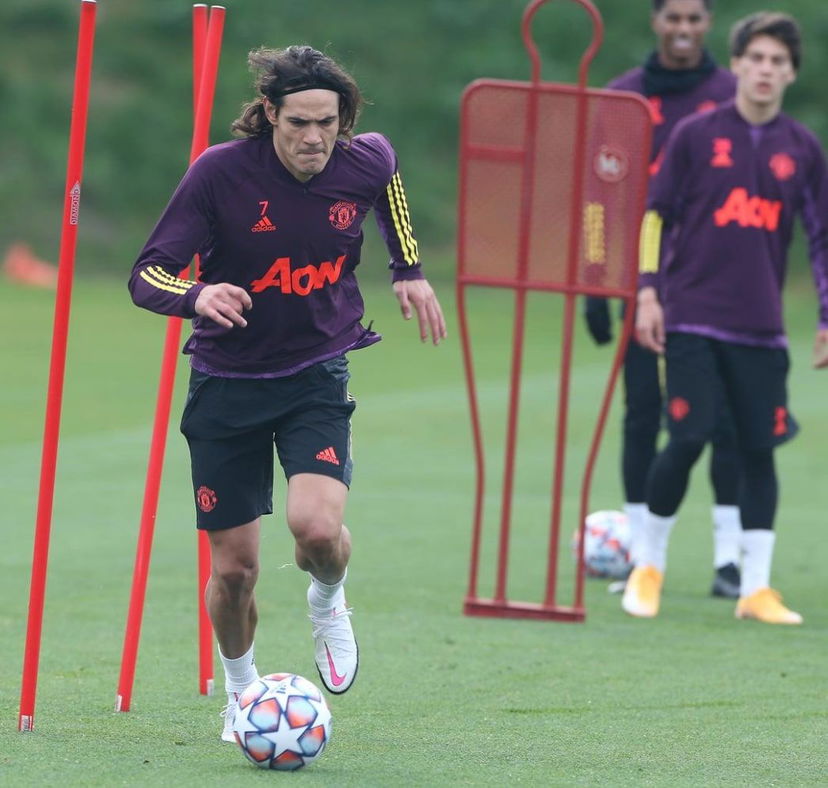 Cavani resta a Manchester, per lui niente sfida contro il Psg preview