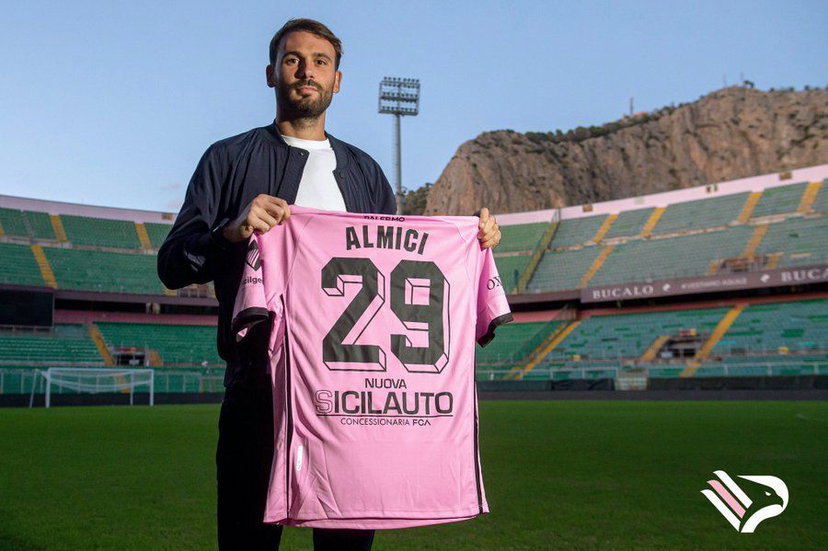 Ufficiale: Palermo, in difesa arriva Almici preview