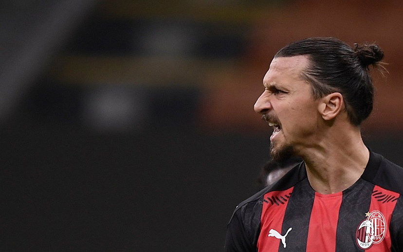 Problemi al ginocchio per Ibra, costretto a uscire al 66′ preview
