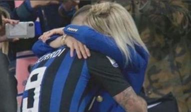Wanda Nara: “Non c’è derby senza amore. Complimenti ai miei amici del Milan” preview