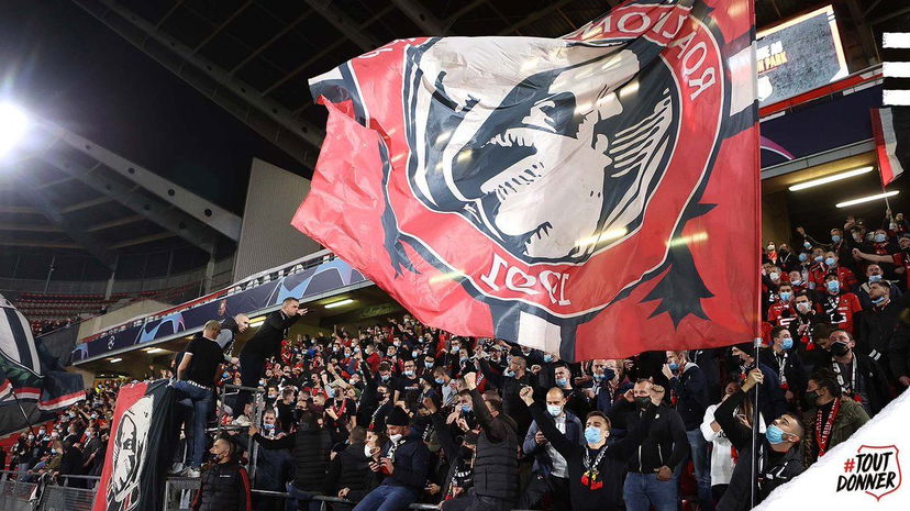 Rennes, 5000 tifosi ammassati in curva: la UEFA apre un’inchiesta preview