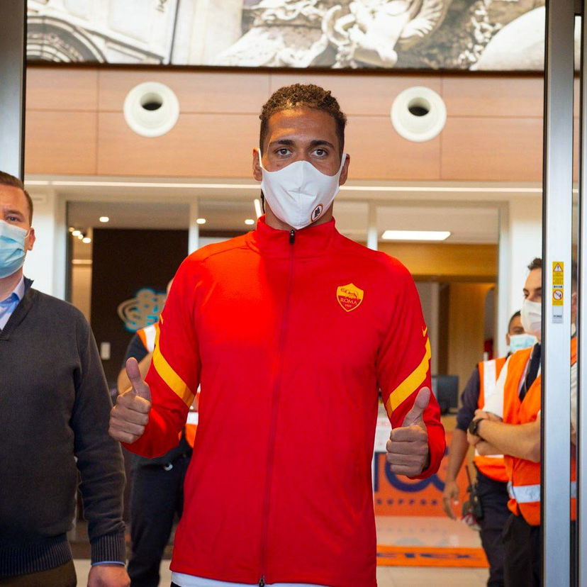 Smalling, una fedeltà invidiabile per dire sì soltanto alla Roma preview