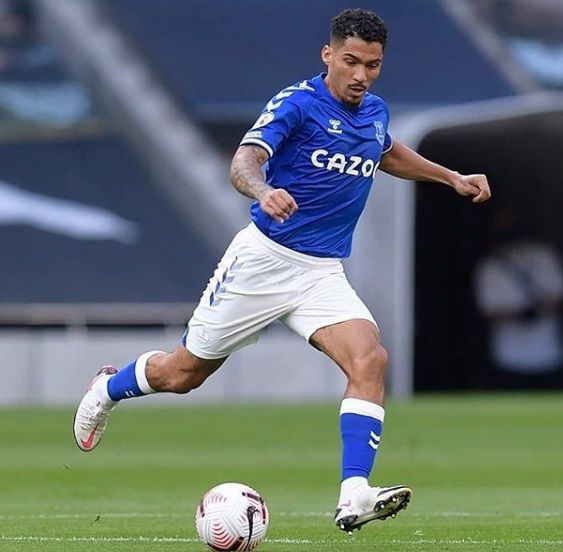 Allan ricorda Napoli: “In Serie A ero più libero di attaccare. Azzurri da scudetto” article-post