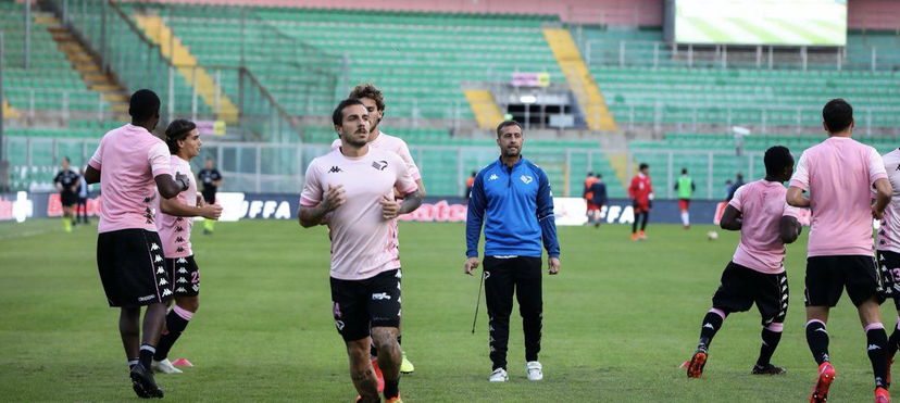 Palermo, in campo contro il Catania solo 11 calciatori più il secondo portiere preview
