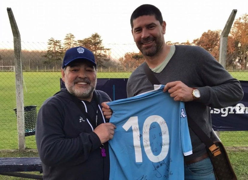Morte Maradona, Pampa Sosa: “Un onore aver indossato la 10. Diego me la chiese” preview