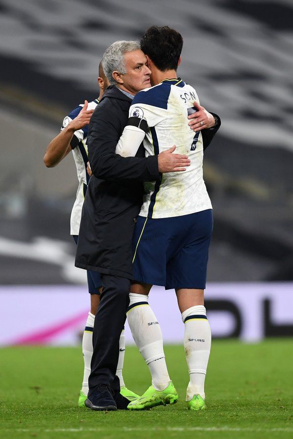 Premier League, Mourinho stende Guardiola: il Tottenham vince 2-0 article-post