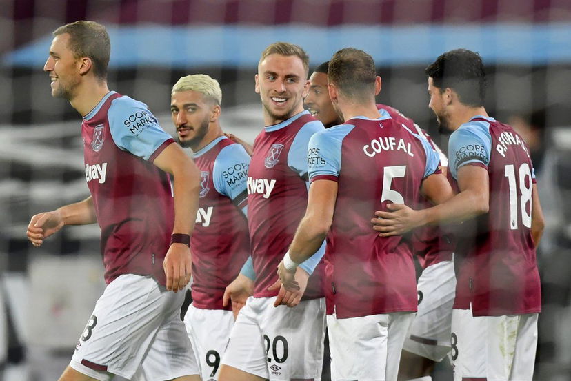 Premier League, il West Ham alla terza vittoria consecutiva: 2-1 all’Aston Villa preview