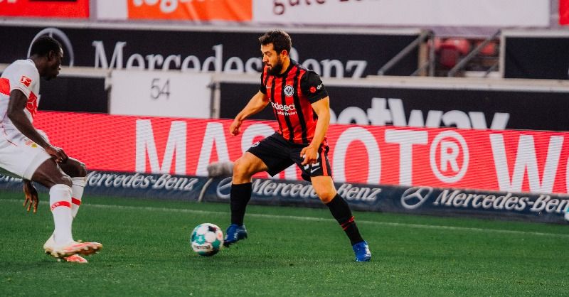 Il Bayern cade a Francoforte, l’Eintracht vince 2-1 grazie a Kamada e Younes article-post