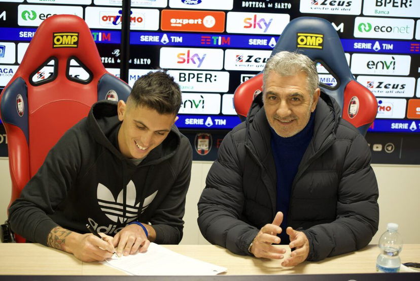 Ufficiale: Salvatore Molina rinnova con il Crotone fino al 2023 preview