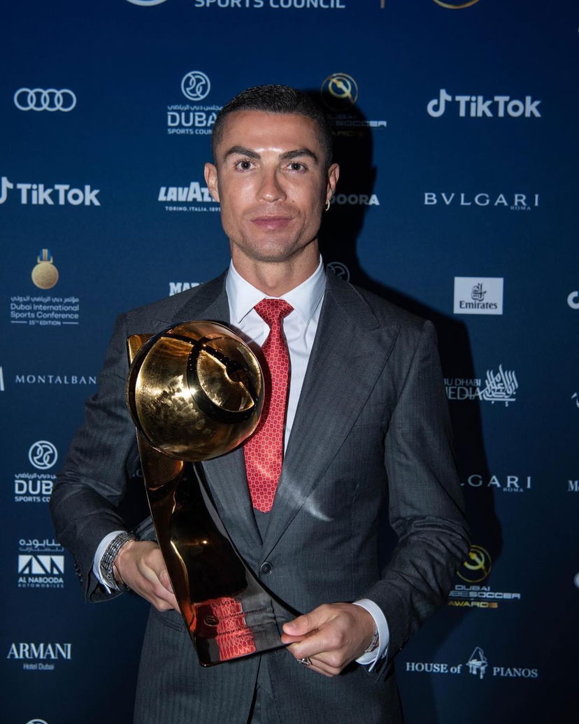 Cristiano Ronaldo: “Non inseguo record, sono loro che inseguono me” preview