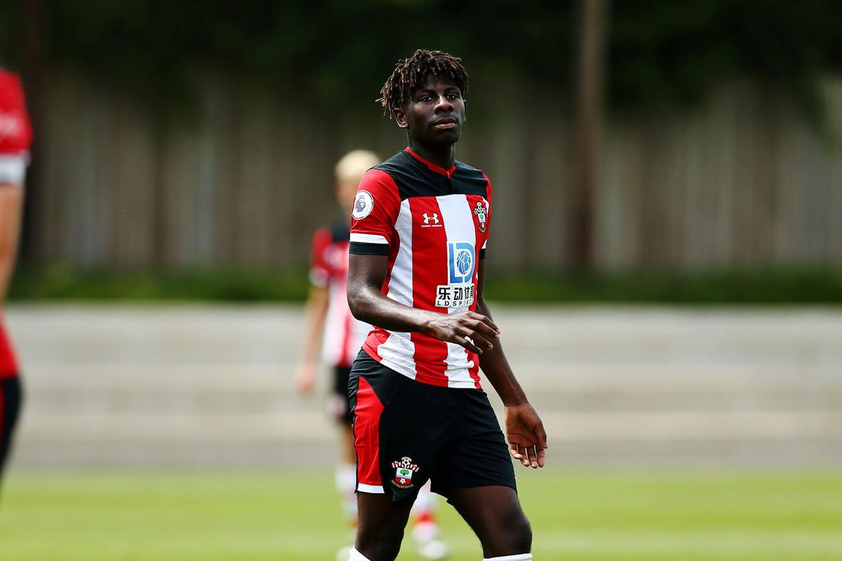 Premier League, insulti razzisti verso Jankewitz dopo l’espulsione contro lo United article-post