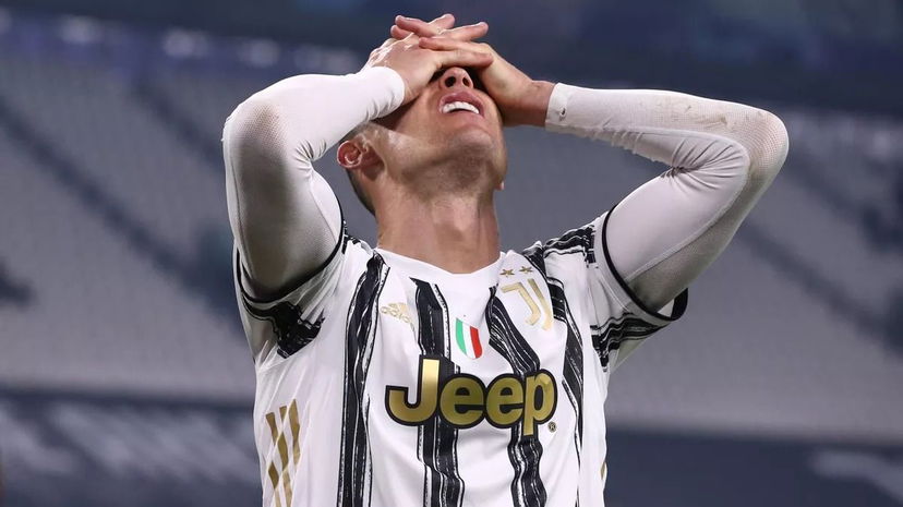 I commenti della stampa estera sull’eliminazione della Juve: Ronaldo sotto accusa preview