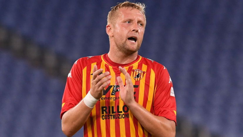 Benevento, il difensore polacco Glik raggiunge quota 300 preview
