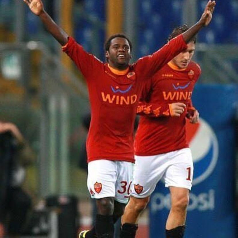 Simplicio: “Totti parlava il giusto, un vero capitano. De Rossi? Ha il profilo da allenatore, farebbe sicuramente bene” preview