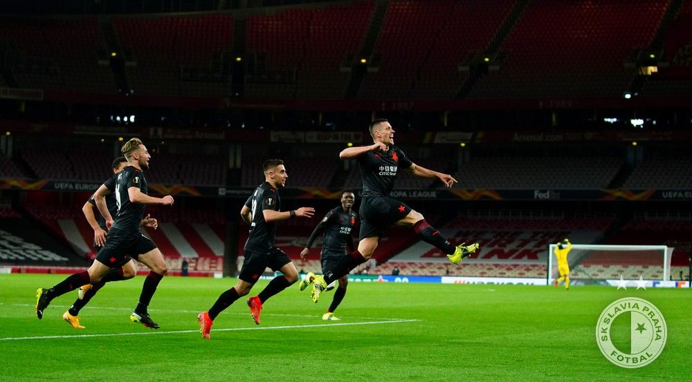 HOLES, UN GOL PESANTE PER I SOGNI DELLO SLAVIA PRAGA article-post