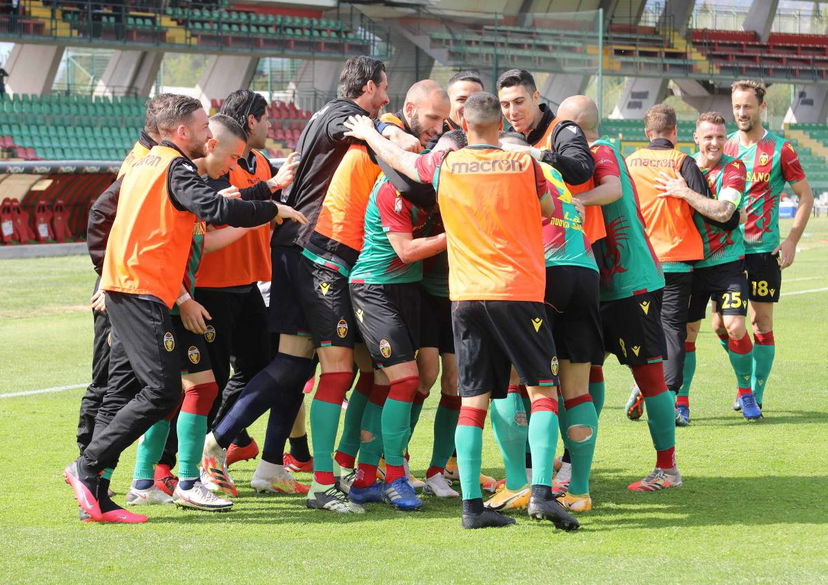 Ternana, storia di un dominio: è Serie B! preview
