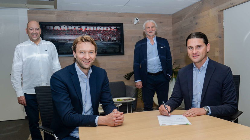 Ufficiale: Gerardo Seoane è il nuovo allenatore del Bayer Leverkusen preview