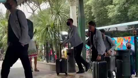 Italia, la Nazionale è arrivata a Roma: tanti tifosi ad accoglierla. Il video preview