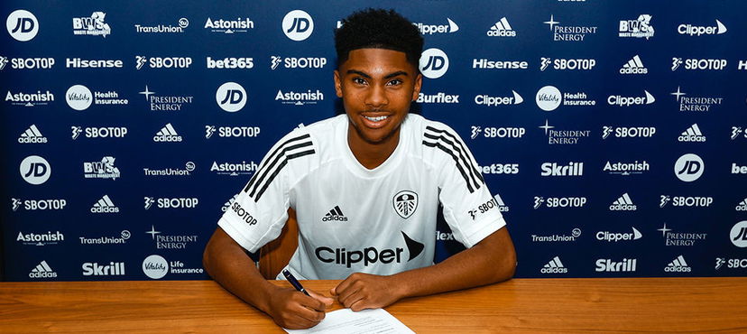 Ufficiale: Amari Miller è un nuovo giocatore del Leeds. Firma fino al 2025 preview