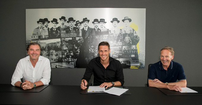 Ufficiale: Borussia Dortmund, rinnovo fino al 2027 per il ds Kehl preview