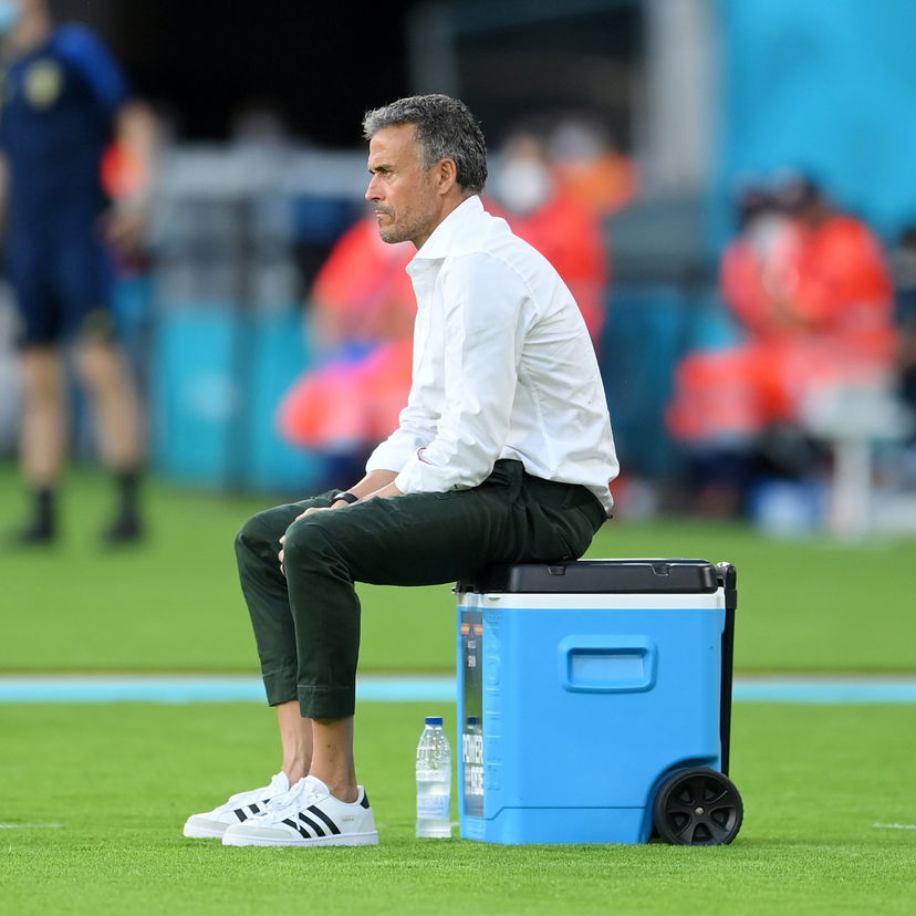 Luis Enrique: “Busquets è come Nadal, per le sue qualità è il miglore della storia. Vorrei che giocasse un altro Mondiale” preview