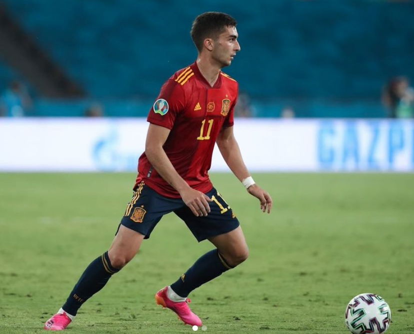 Dalla Spagna: Ferran Torres a un passo dal Barcellona. Quasi fatta con il City per 55 milioni preview