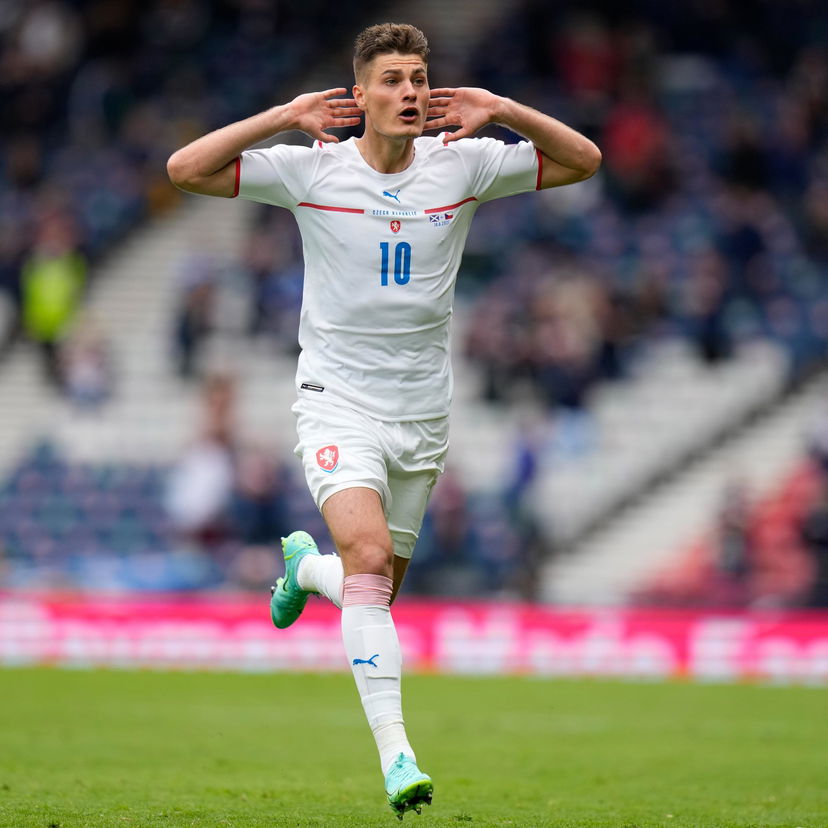 Euro 2020, il pallonetto di Schick premiato gol più bello del torneo preview