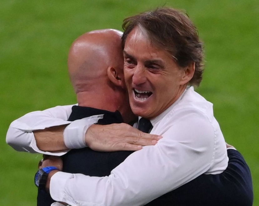 Mancini ricorda Vialli: “Non lascia nessuna eredità, persone come Luca non se ne vanno mai” preview