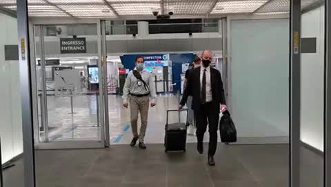 Matias Vina è atterrato a Roma. Il video preview