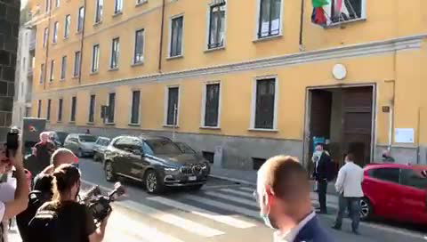 Giroud-Milan, al via le visite mediche. Il video preview