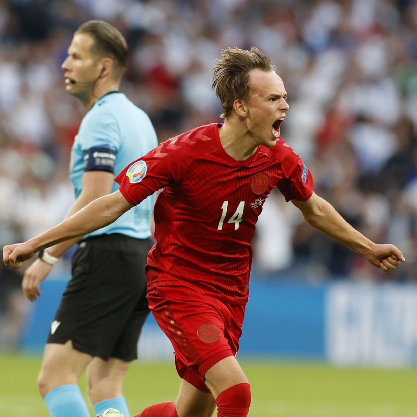 Sampdoria, infortunio per Damsgaard in Nazionale. Problema al ginocchio preview