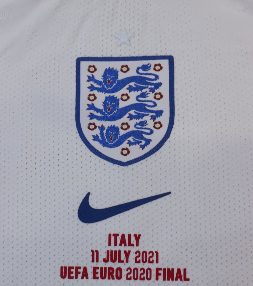 Euro2020, l’Inghilterra mostra via social la maglia per la finale preview