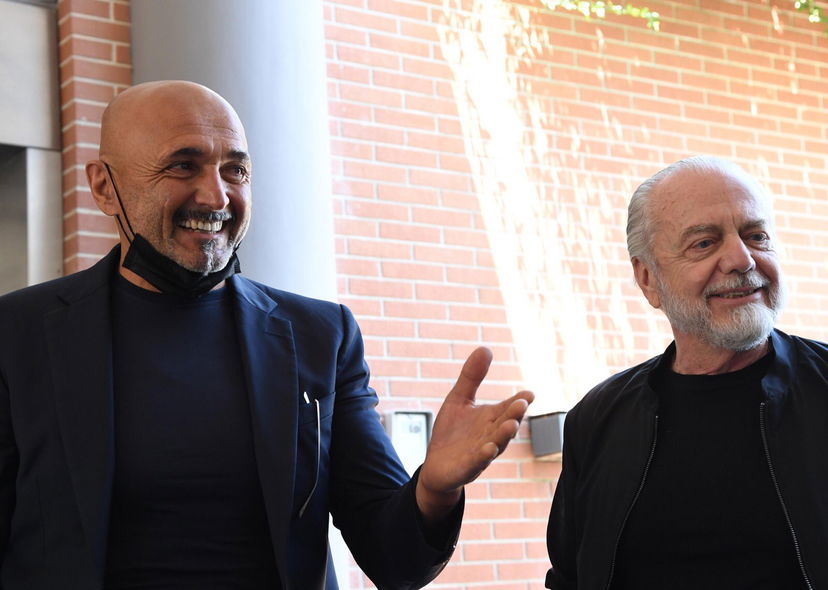 De Laurentiis: “Lo scudetto? Ne hanno parlato i giornalisti, l’obiettivo è il ritorno in Champions League” preview