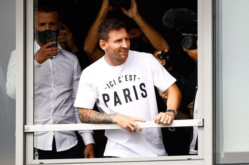 Messi è arrivato all’ospedale American de Neuilly: in corso le visite mediche. Il video preview