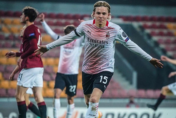 Hauge, il saluto al Milan: “Orgoglioso di aver indossato la maglia rossonera” preview