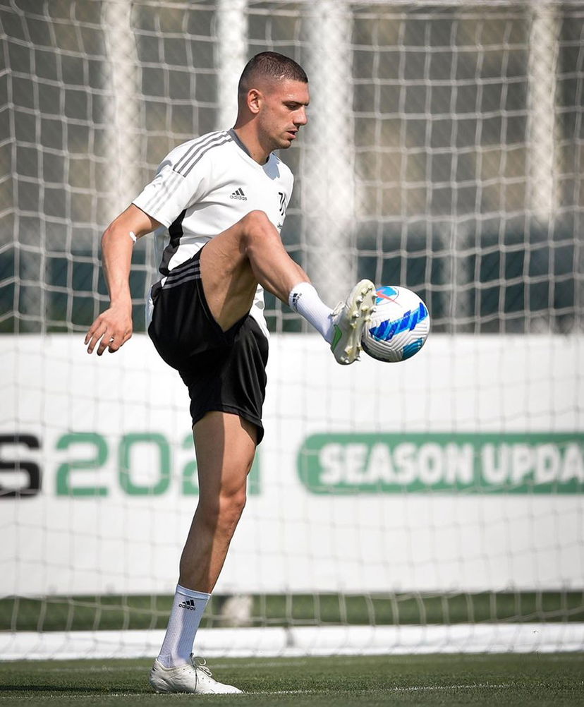 La Juventus ringrazia Demiral via social: “Buona fortuna Merih” preview