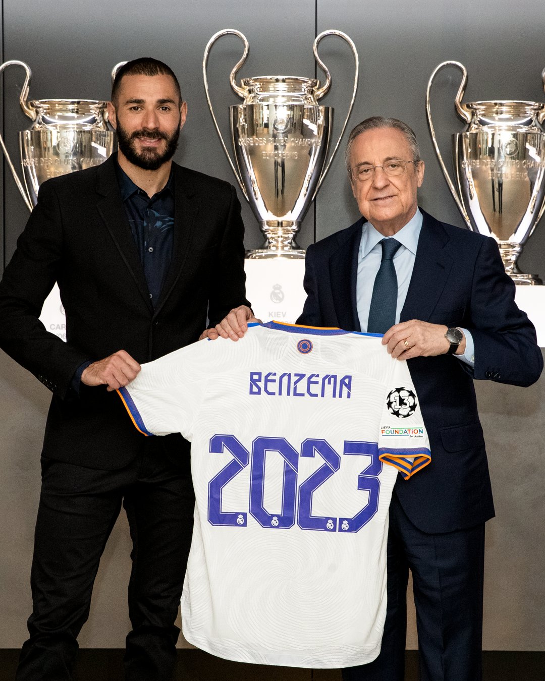Ufficiale: Benzema rinnova con il Real Madrid fino al 2023 article-post